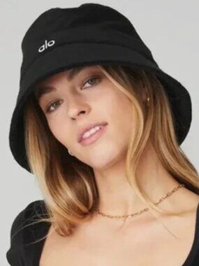 Alo Yoga Terry Beachside Bucket Hat Black One Size